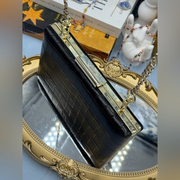 🆕 JASON WU 🧿 NWOT Black Croc Embossed Leather Clutch, with Gold Chain Strap - Picture 4 of 16